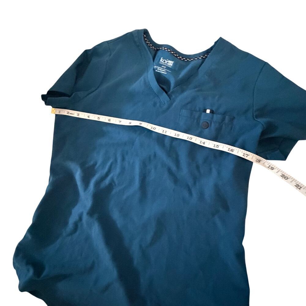 Koi blue scrub top sz XS nurse medical professional work wear - Picture 4 of 6